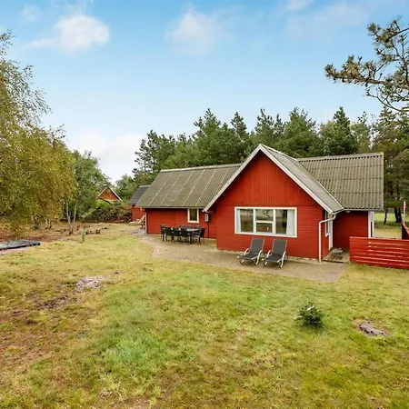 Knud - 2-5km From The Sea By Interhome